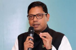 প্রধানমন্ত্রী শেখ হাসিনার নেতৃত্বে স্মার্ট বাংলাদেশের নতুন স্বপ্ন দেখছি : পলক
